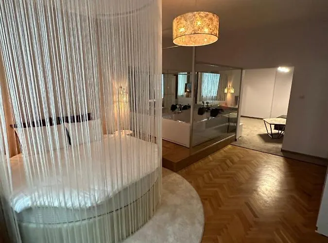 Luxury Apartment With Jacuzzi