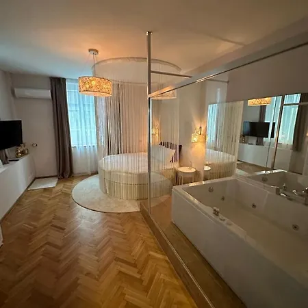Luxury Apartment With Jacuzzi Sofia Exterior photo